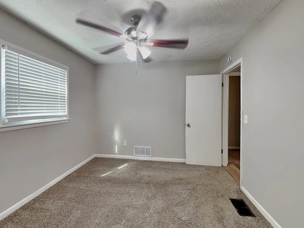 Building Photo - 4174 Renfrew Ct SW