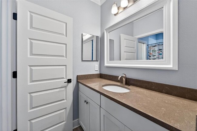 Building Photo - 7504 Lantern Park Ave