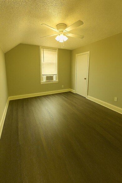 Building Photo - 1024 N 8th St