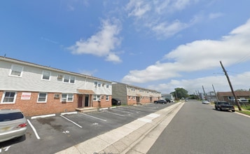 Building Photo - 1800 N Missouri Ave