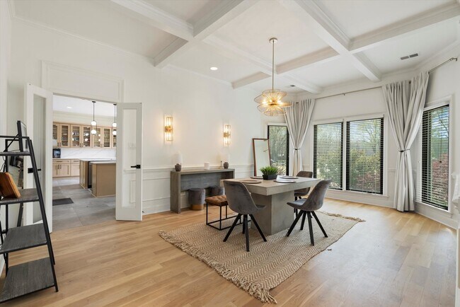 Building Photo - 9376 Forest Wind Cove