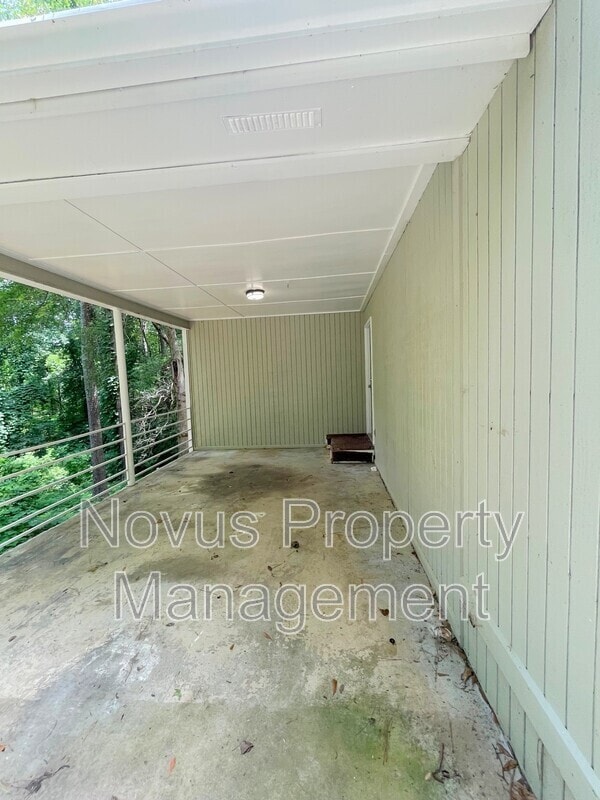 Building Photo - 135 Muse Bridge Rd