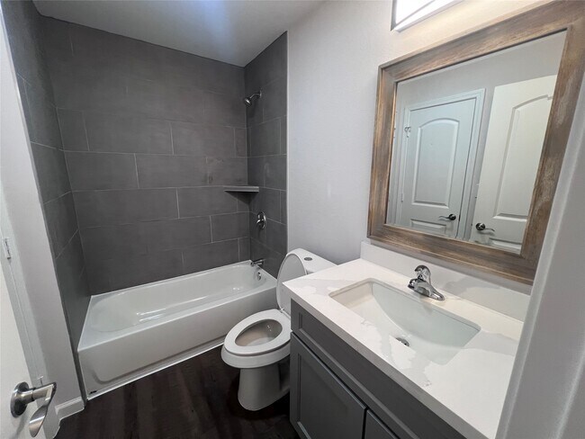 Building Photo - 15530 Towerwood Dr
