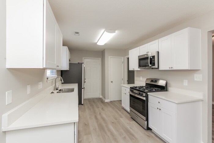 Building Photo - 4726 Butterwick Ln