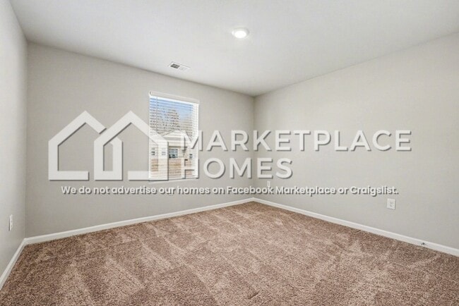 Building Photo - 3354 Brighton Dr