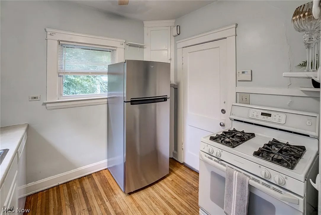 Building Photo - 2245 Bellfield Ave