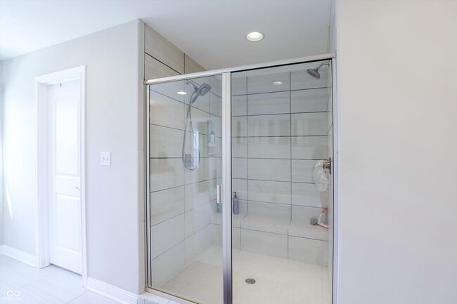 Building Photo - 14375 Trahan Dr