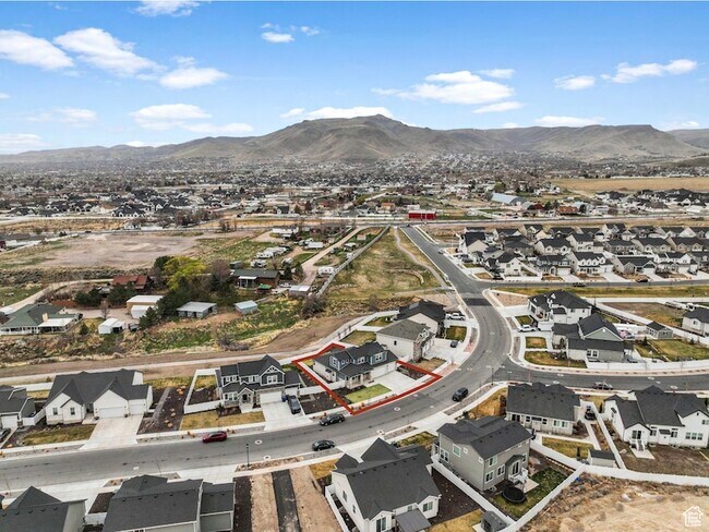 Building Photo - 13099 Twisted Oaks Dr