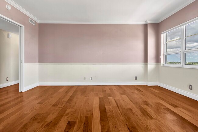 Building Photo - 2500 E Las Olas Blvd