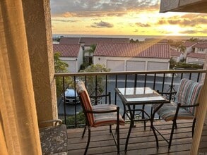 Building Photo - 6677 Paseo Del Norte