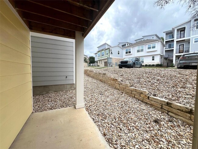 Building Photo - 2009 Teagle Dr