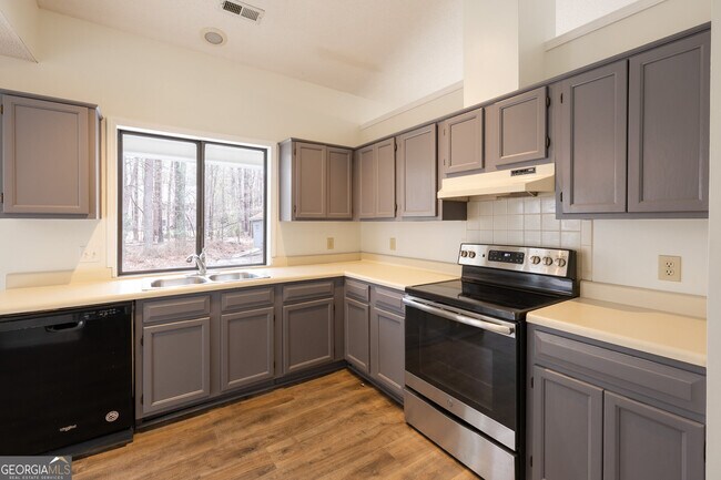 Building Photo - 112 Glendale Dr