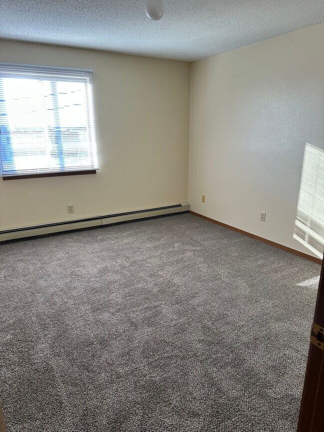 Building Photo - Two Bedroom