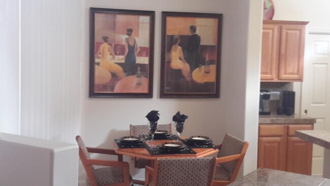 Building Photo - 35299 Meridia Ave