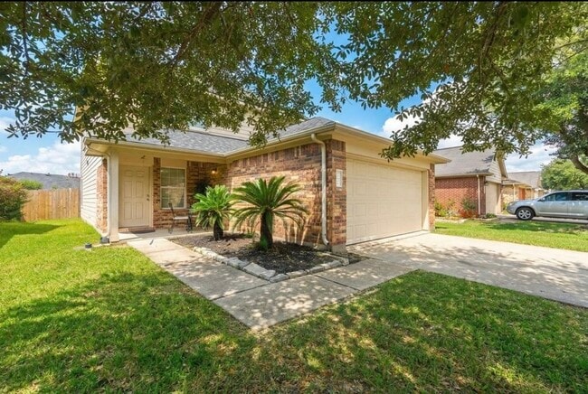 Building Photo - 21611 Falvel Misty Dr