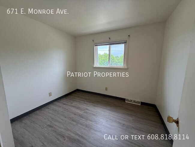 Building Photo - 671 E Monroe Ave