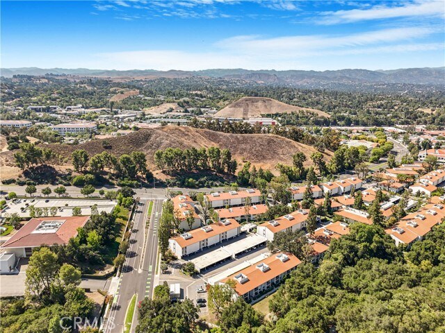 Building Photo - 4732 Park Granada