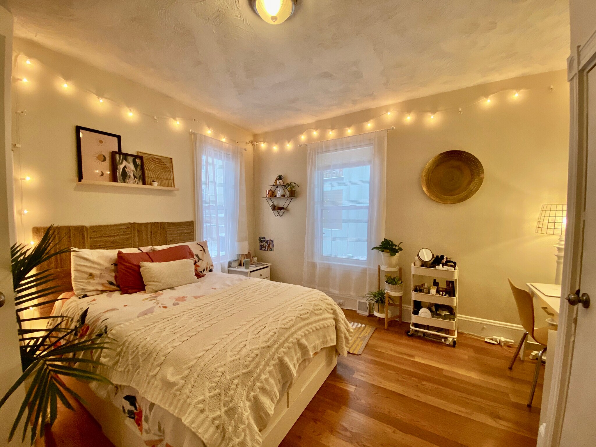 Building Photo - 30 Egleston St