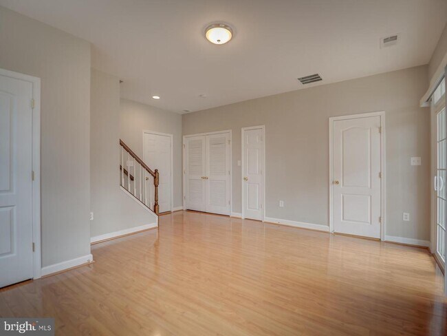 Building Photo - 42451 Magellan Square
