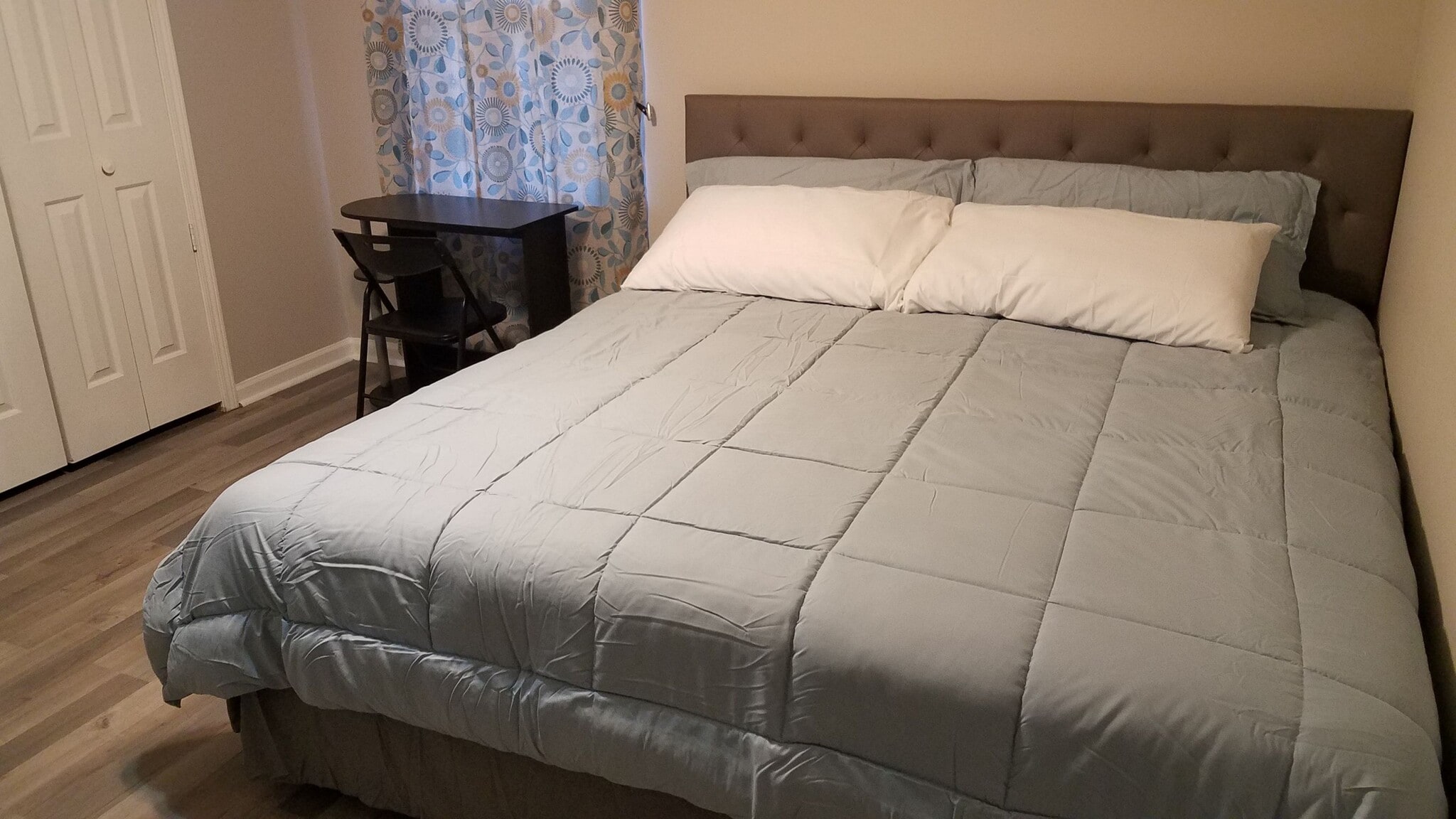 King Bed - 2nd Bedroom - 4360 Elegance Dr