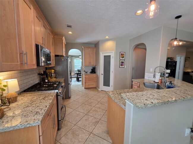 Building Photo - 6158 Cornell Ln
