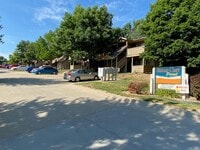 Building Photo - BRIARCLIFF STUDIOS