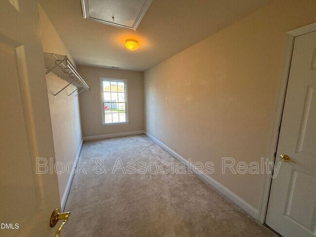 Building Photo - 11729 Broadfield Ct