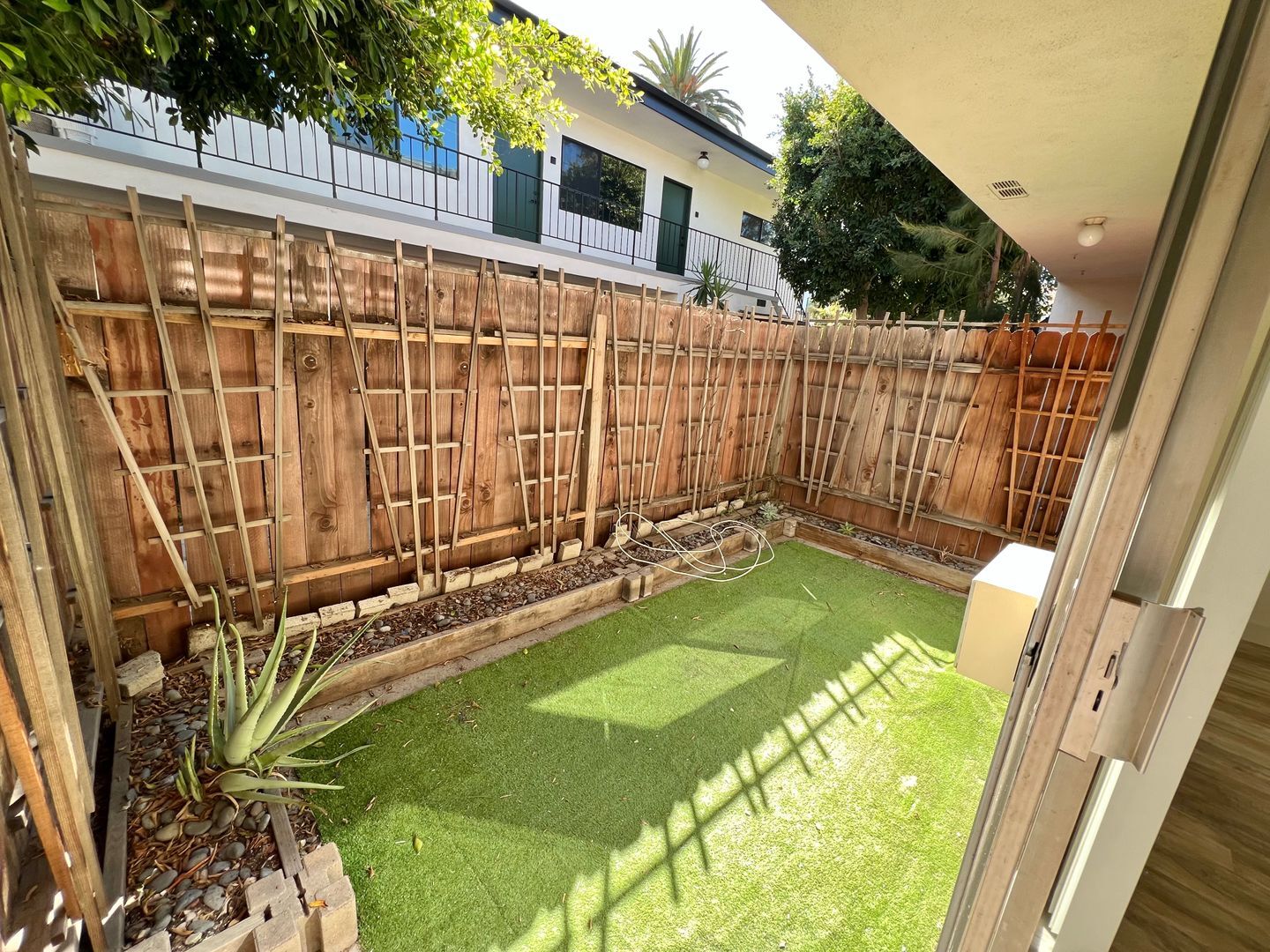 Building Photo - 3746 S Canfield Ave