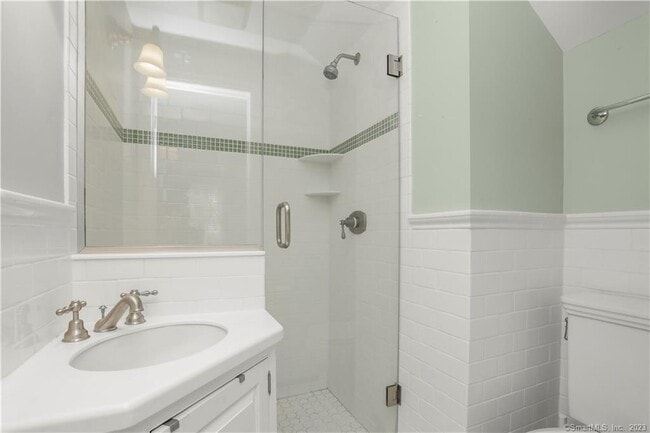 Building Photo - 202 S Bald Hill Rd