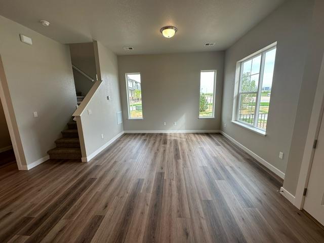 Building Photo - 4190 S Park Dr