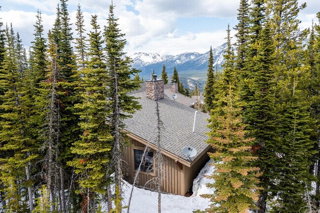 Building Photo - 4 Mountain Home Rd