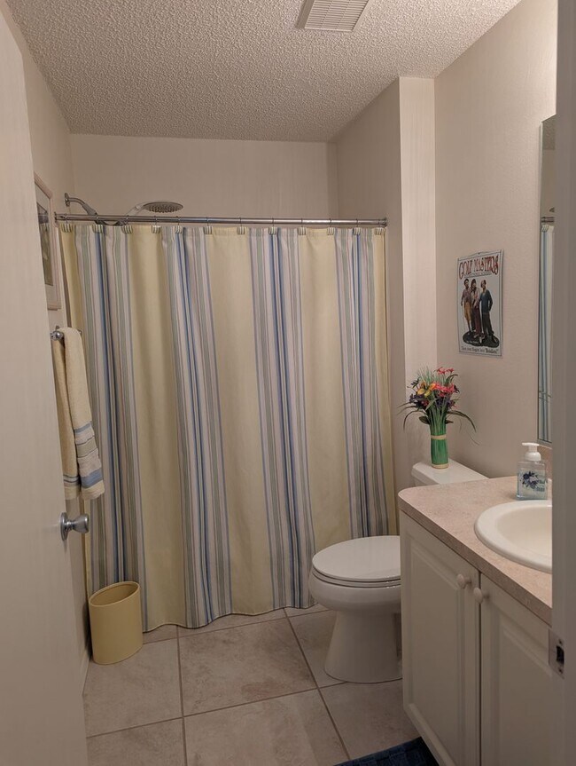 Building Photo - Seasonal Quaint Villa in the Villages