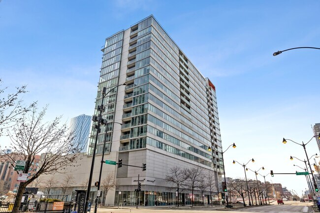 Primary Photo - 659 W Randolph St