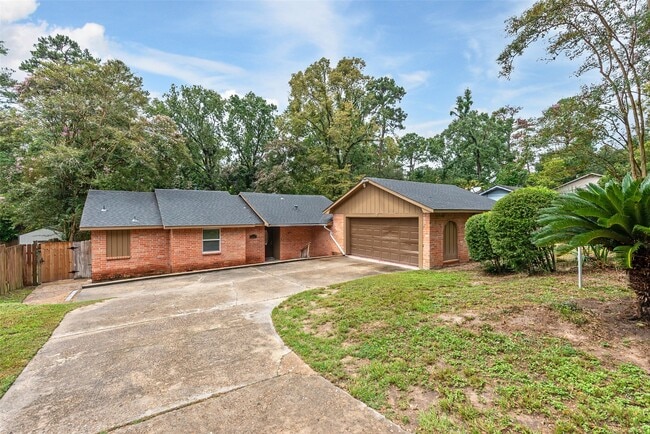 Primary Photo - 25747 Timber Lakes Dr