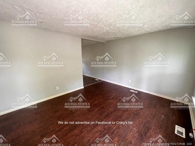 Building Photo - 2721 Daly Ave