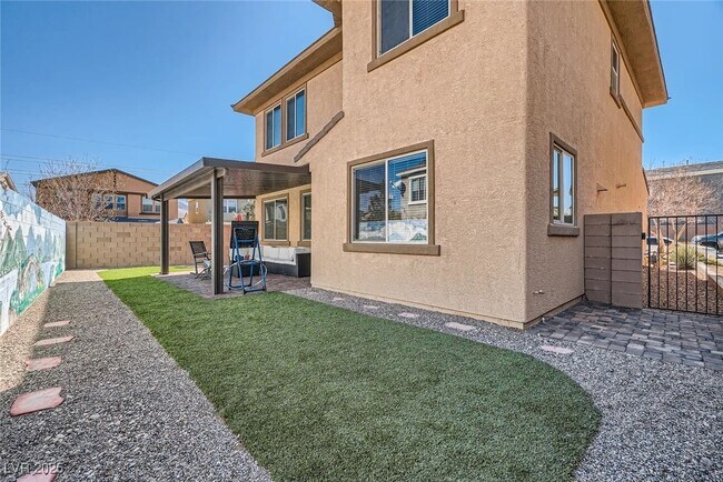 Building Photo - 3030 Lyric Canto Ct