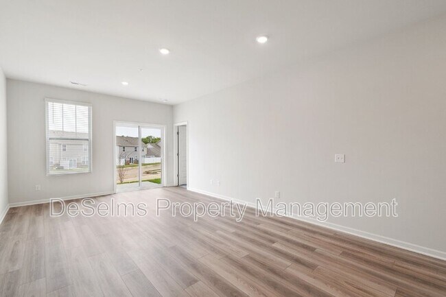 Building Photo - 431 Alcott Wy