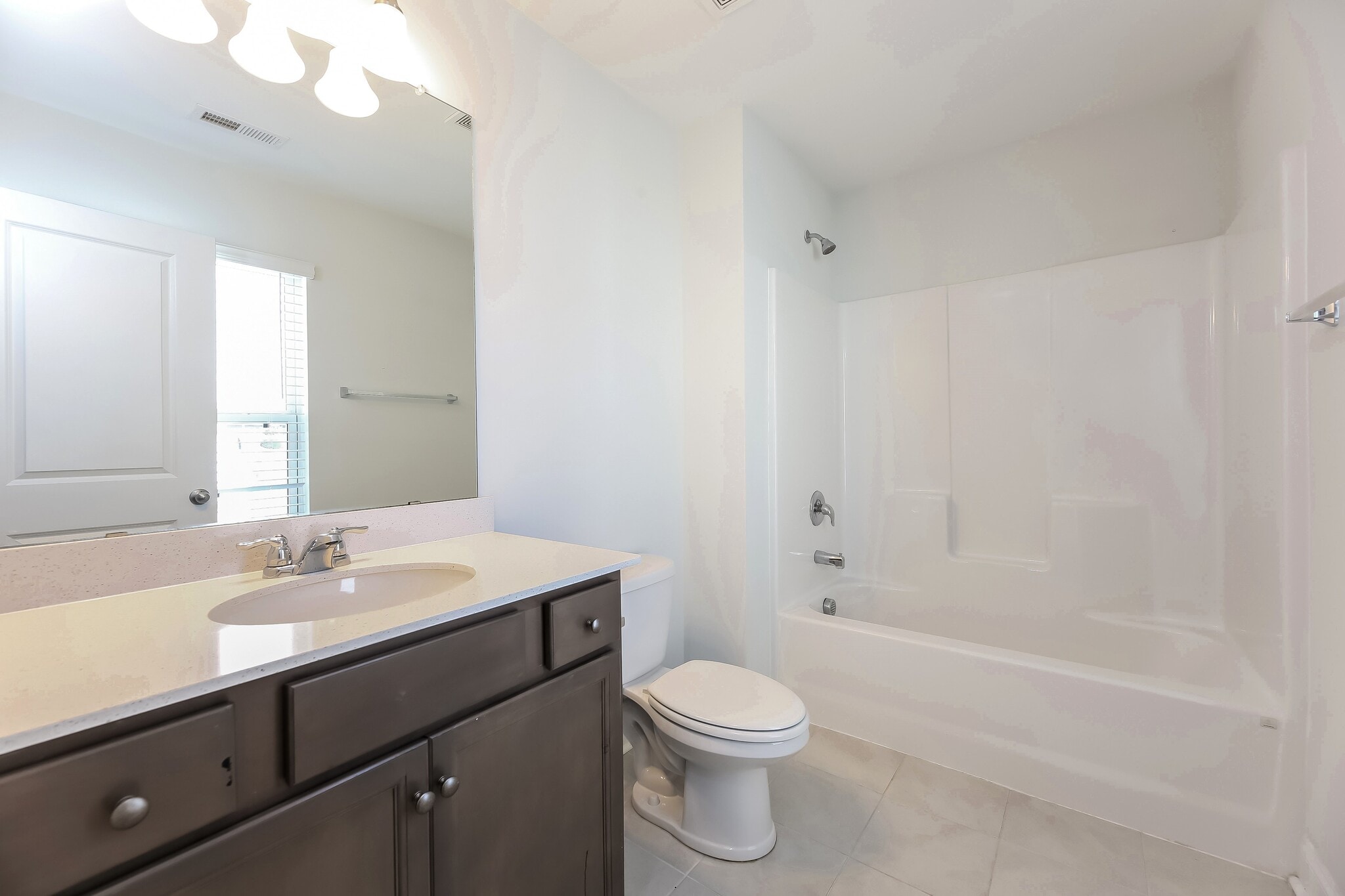 Building Photo - 123 Renwood Rd