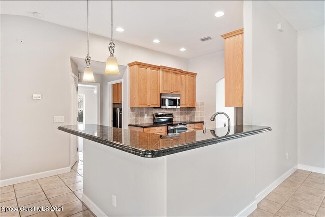 Building Photo - 5867 Treasure Ln