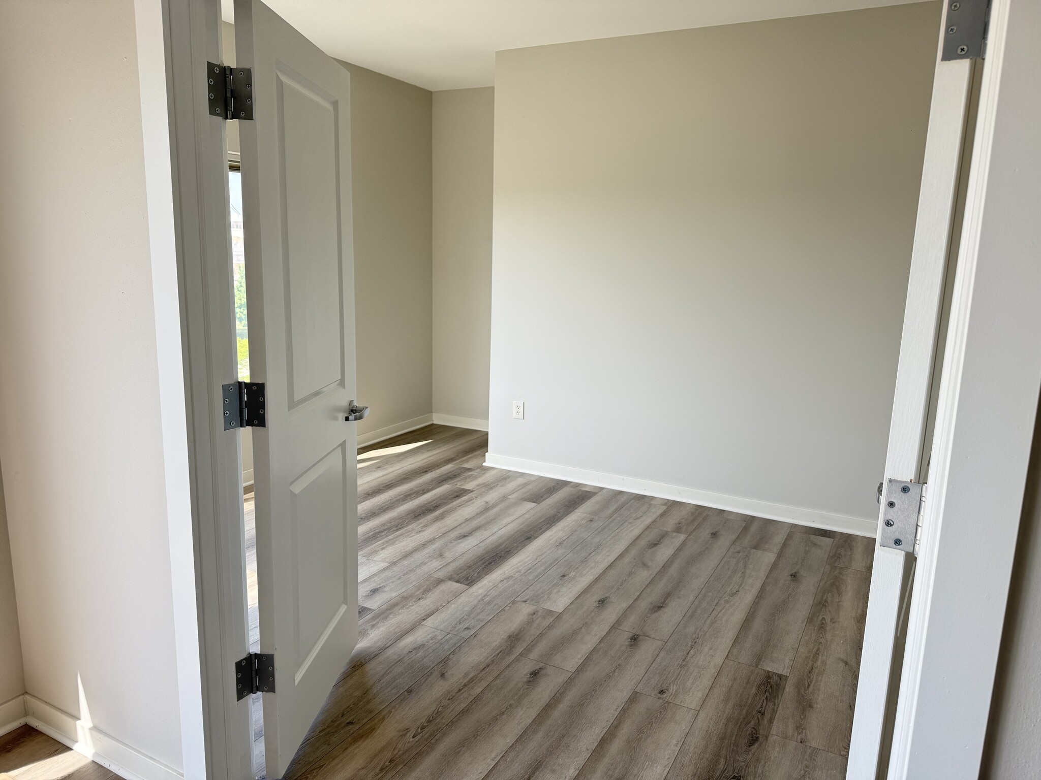 Bedroom on 4th Floor - 3540 Library Dr