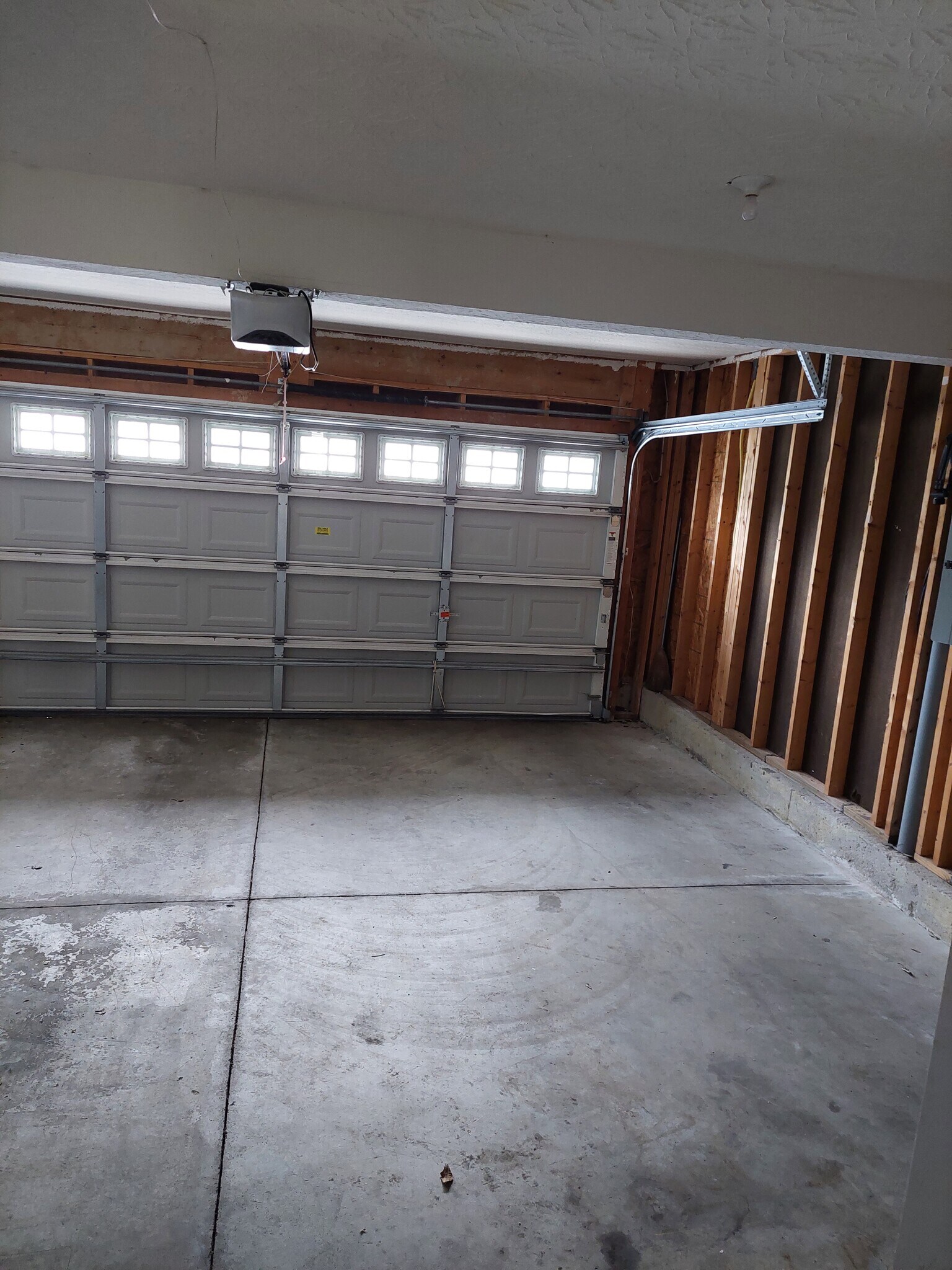 Building Photo - 6293 Edgewater Dr