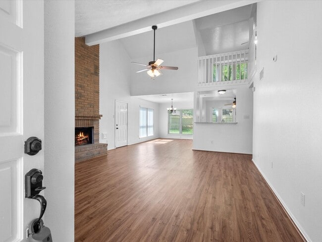 Building Photo - 16311 Salinas Ln