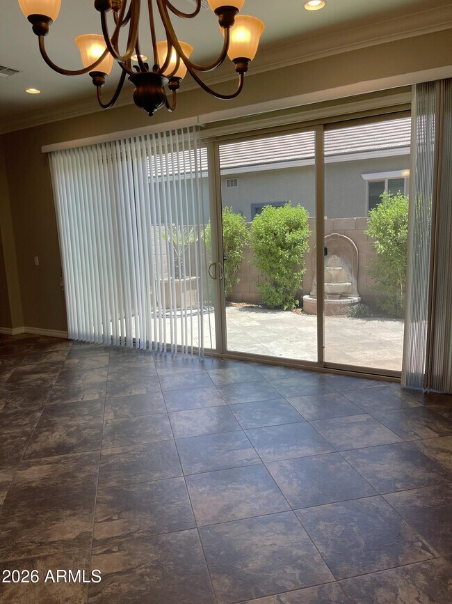 Building Photo - 2543 E Penedes Dr