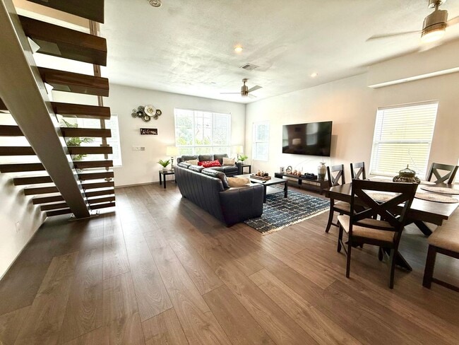 Building Photo - AVAILABLE NOW! Jaw Dropping 3 Story 3 Bedr...