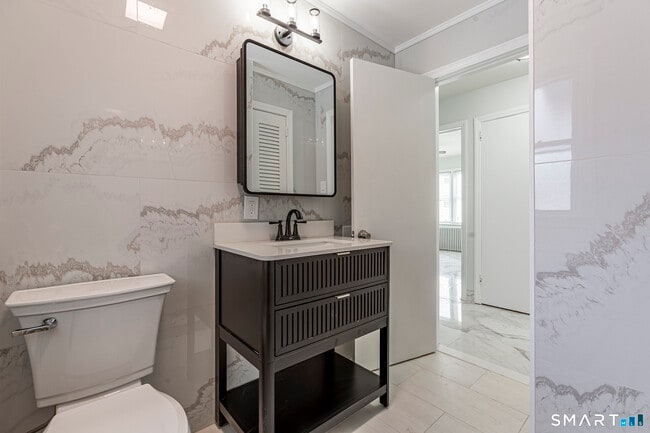 Building Photo - 85 Green St