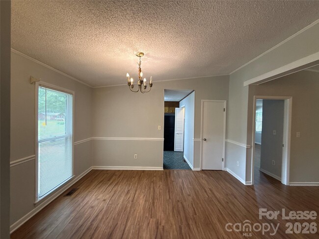 Building Photo - 7905 Haverstraw Ct
