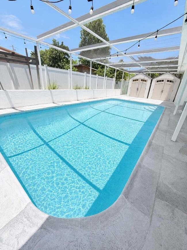 Building Photo - 4291 NW 42nd St