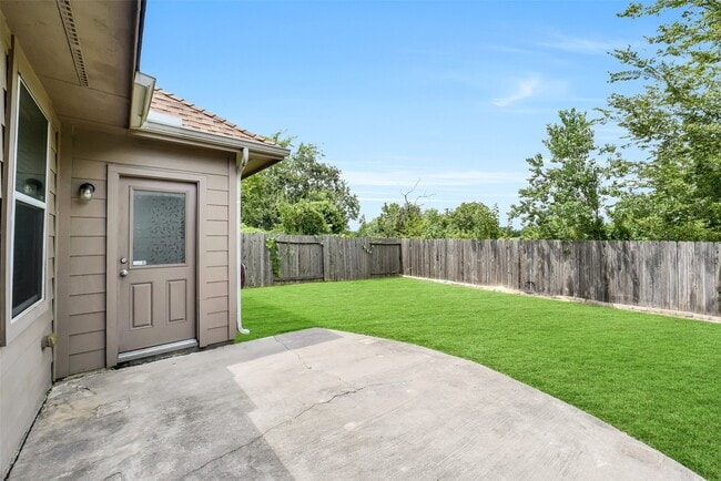 Building Photo - 21626 Alta Peak Way
