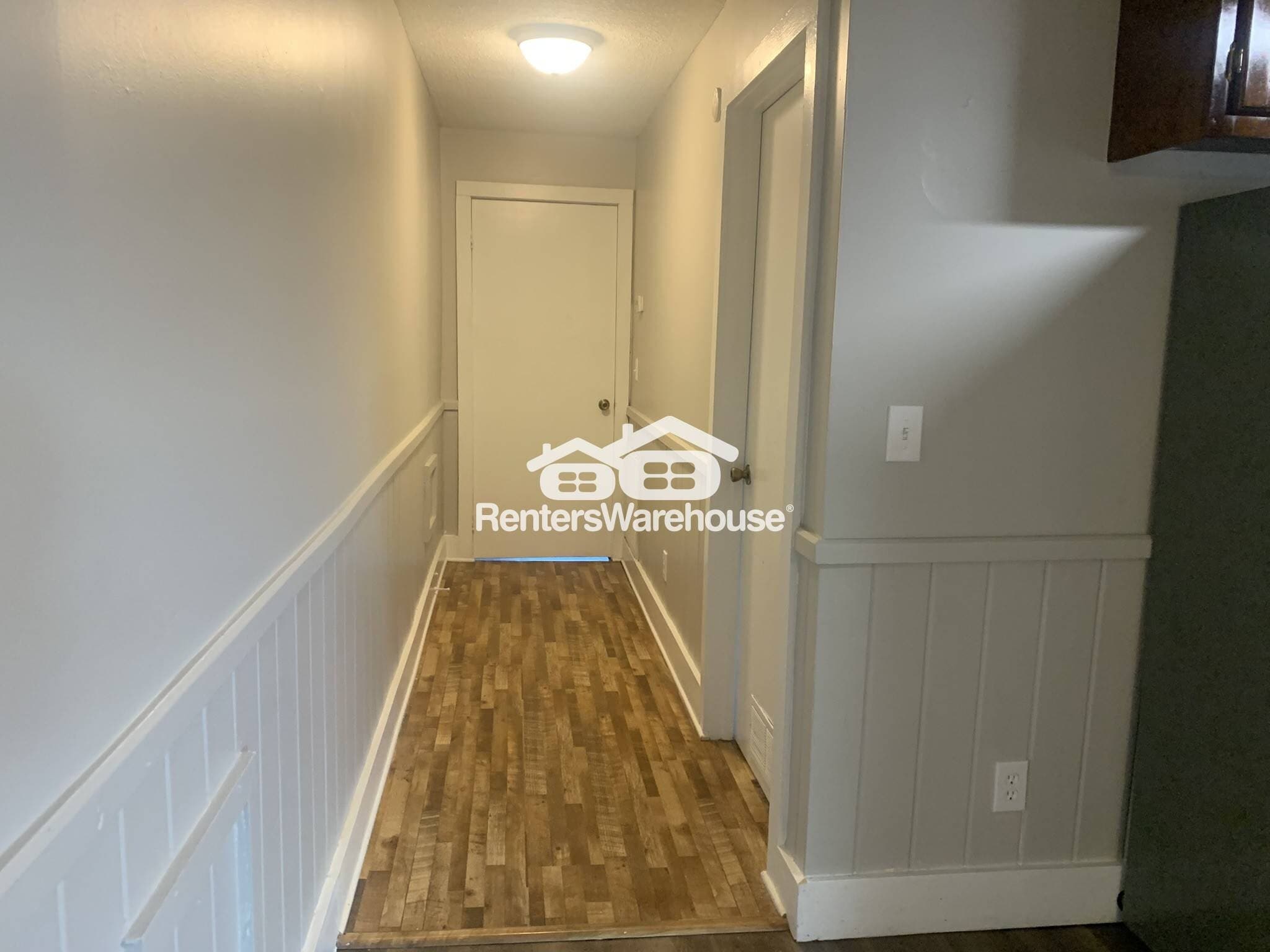 Building Photo - 27783 Pinedale Rd