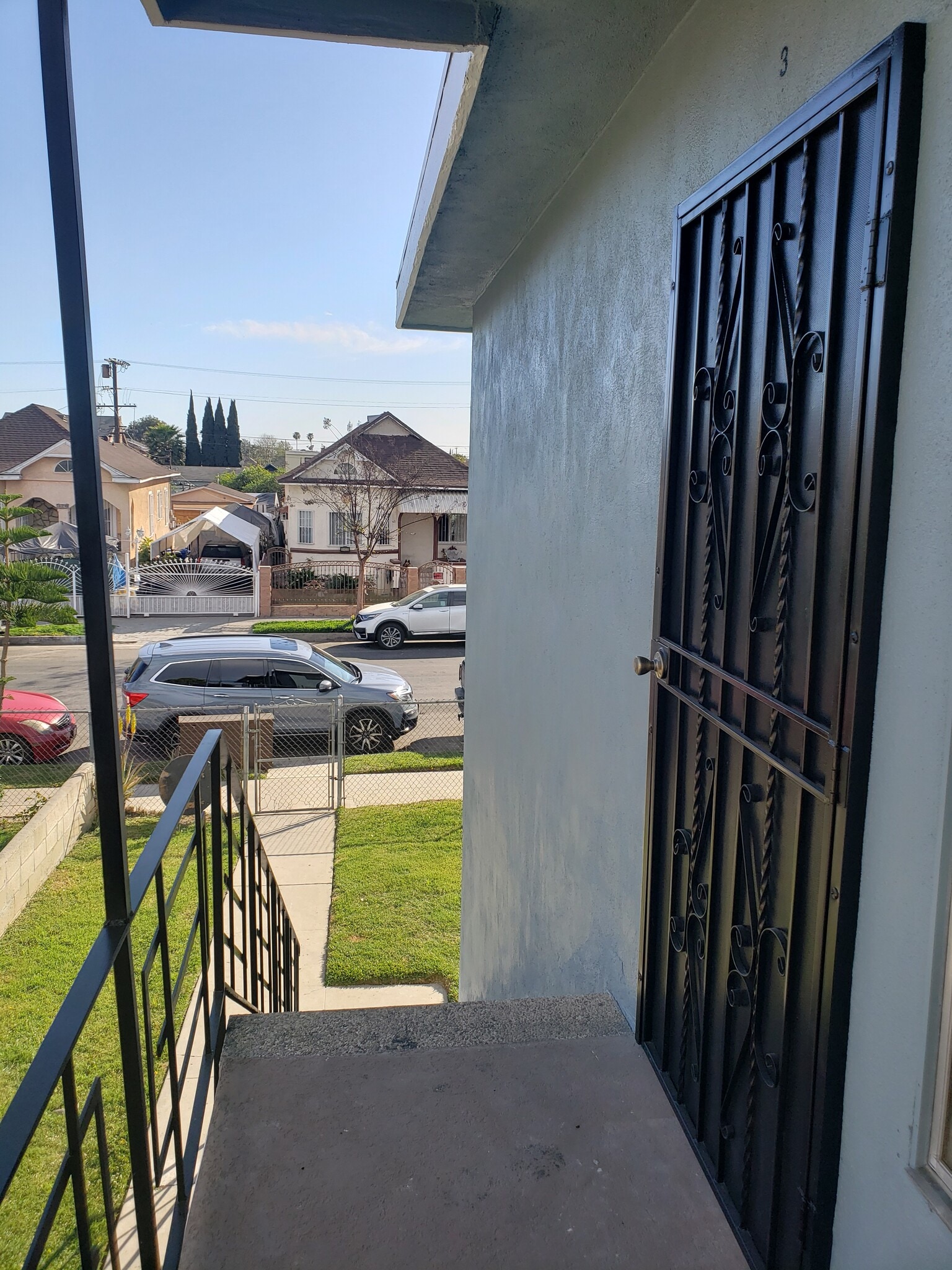 Building Photo - 1451 E 21st St